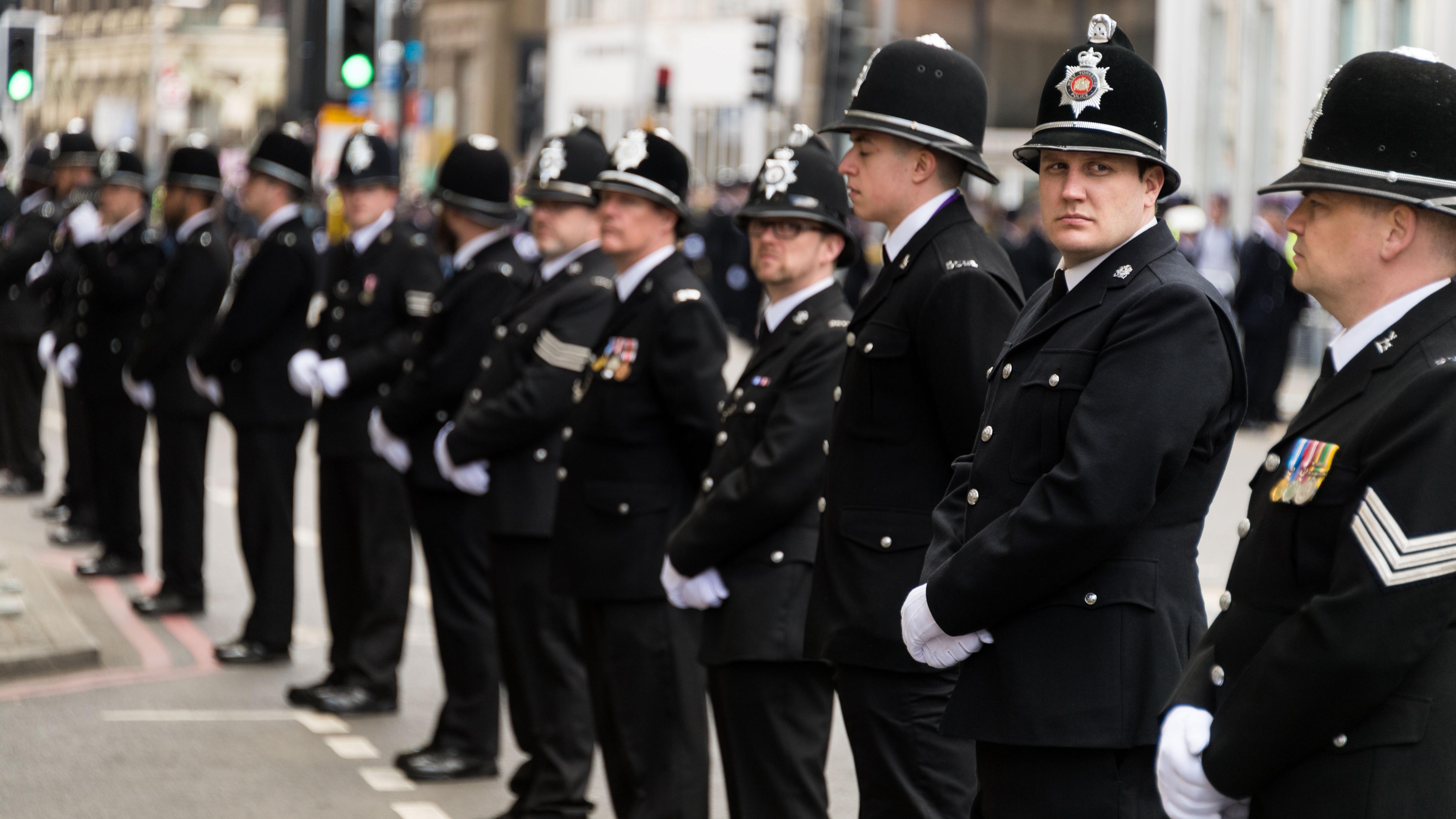 police-officers-uniform-in-the-uk-police-officers-uniform-tax-refund